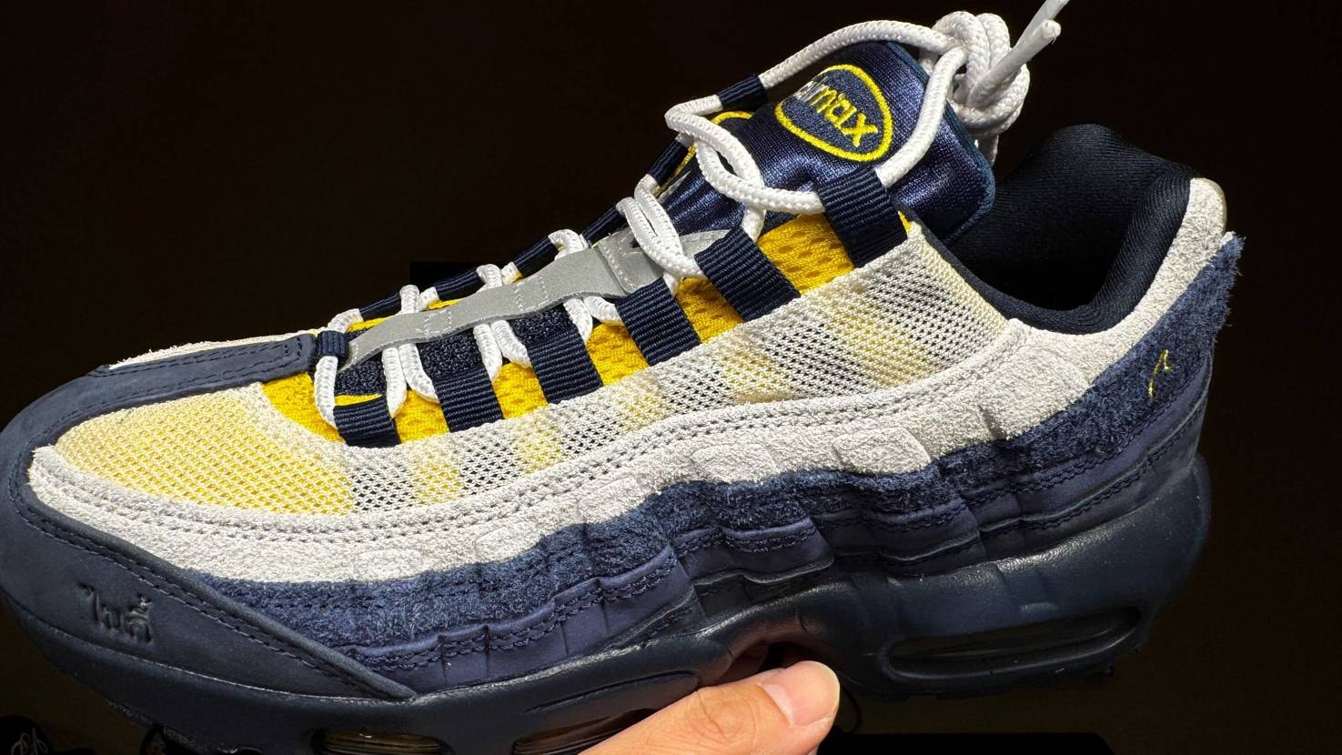 🇩🇪からやって参りましたー！長旅お疲れ様です！ご無事で何より🙏
生地のザラっと