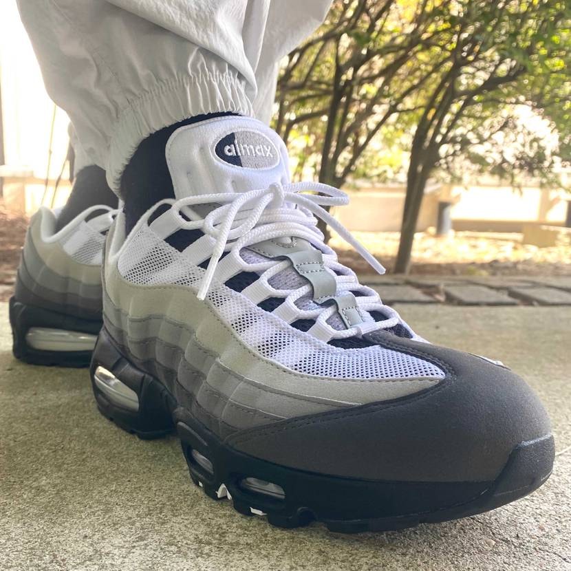 本日はAirMax 95 BigBubble/Granite