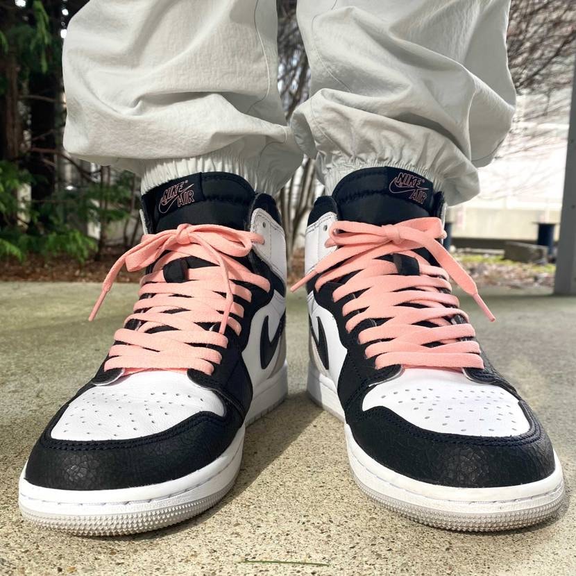 本日はAirJordan 1/Bleached Coralで