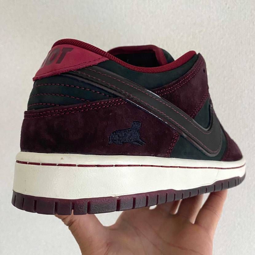 本日はRiot Skateshop × Nike SB Du