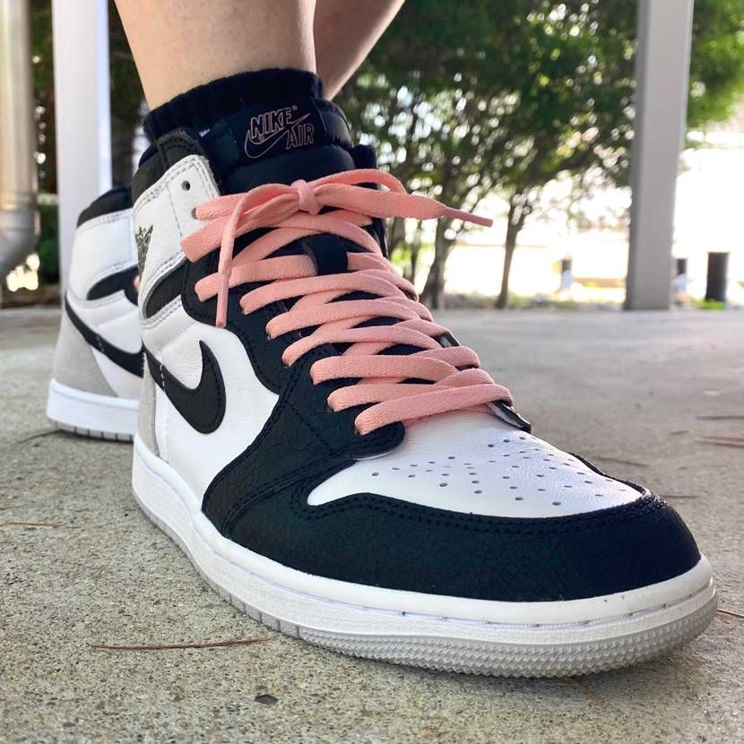 本日はAirJordan 1/Bleached Coralで