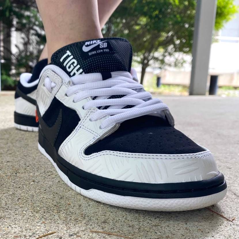 本日はTIGHTBOOTH × Nike SB Dunk L