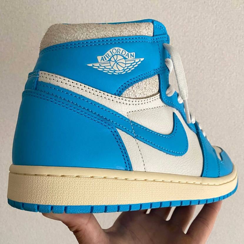 本日はAirJordan 1/UNC Reimaginedで