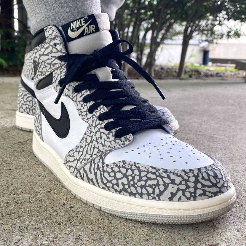 本日はAirJordan 1/White Cementでお出