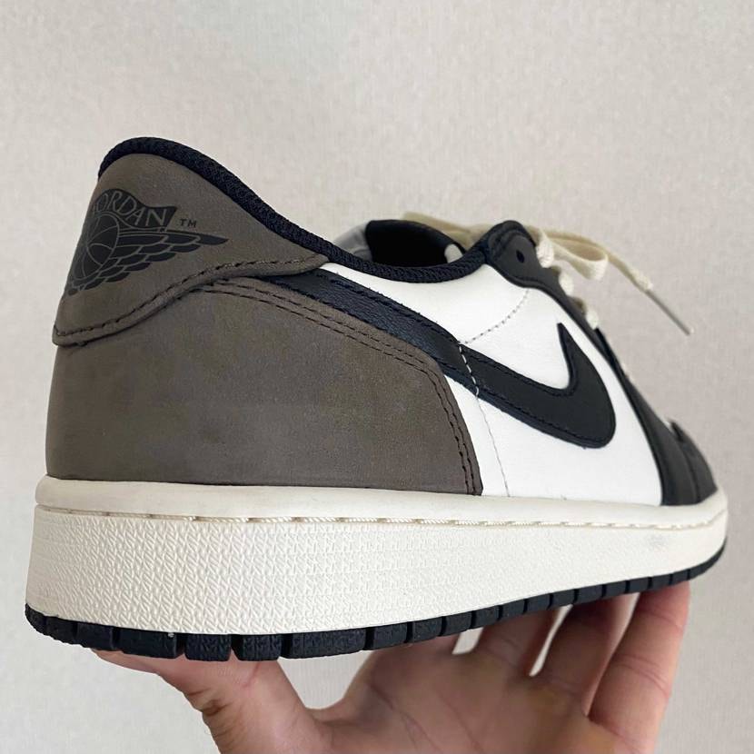 本日はAirJordan 1 Low/Mochaでお出かけ☀