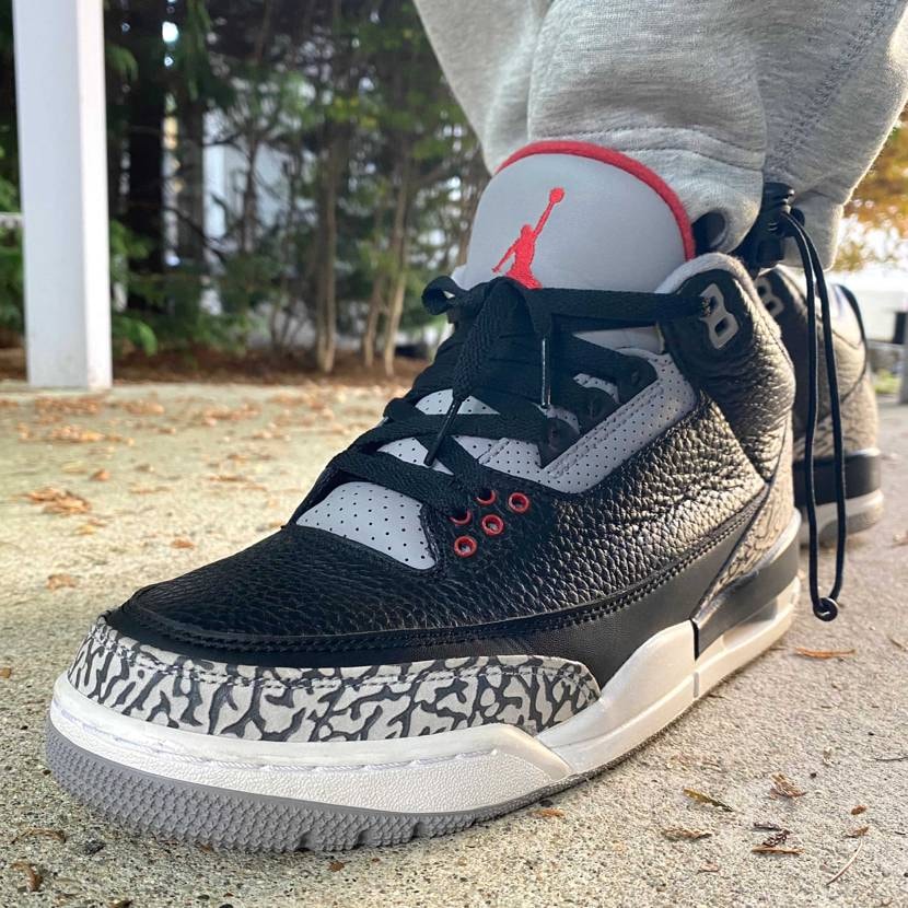 本日はAirJordan 3/Black Cementでお出かけ☀️
新店の淡