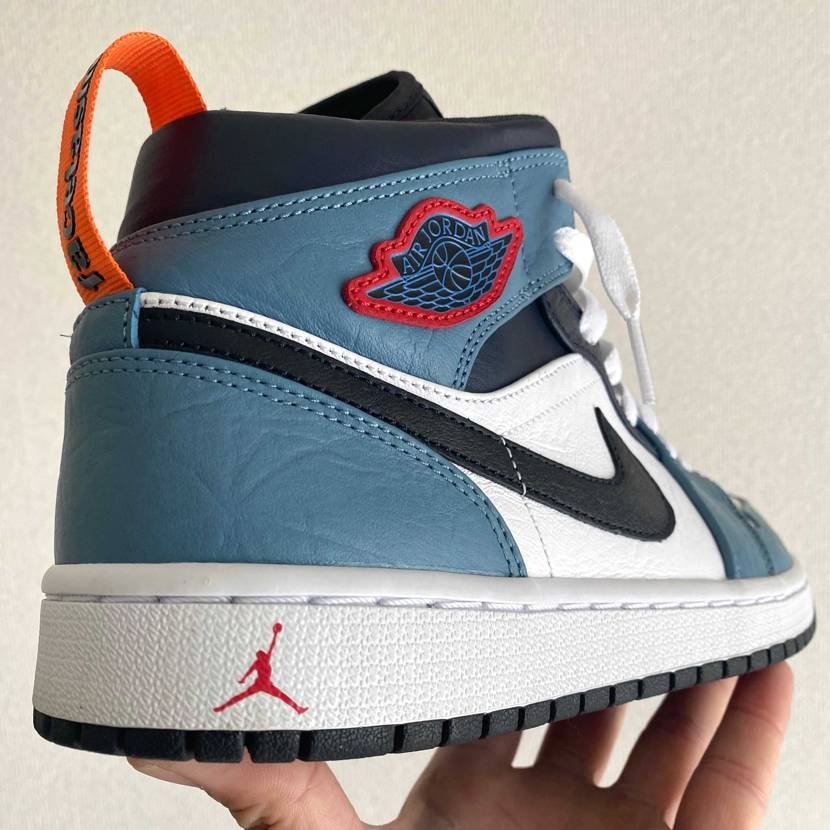 本日はFACETASM × AirJordan 1 Midで