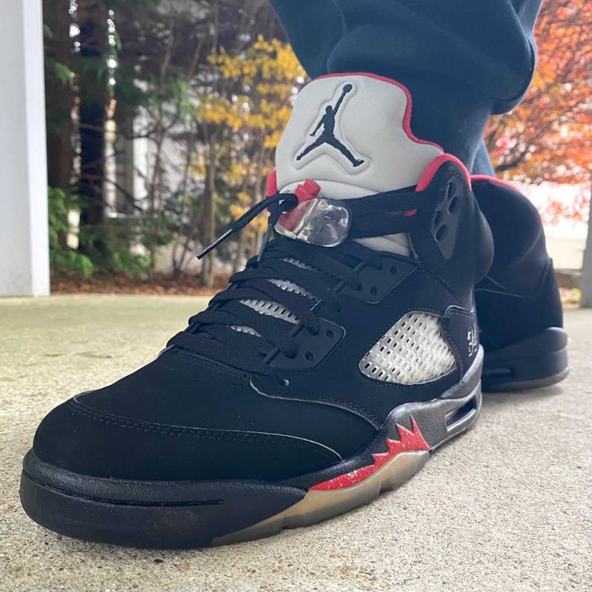 本日はSupreme × AirJordan 5でお出かけ☔️
めちゃ美味なピ