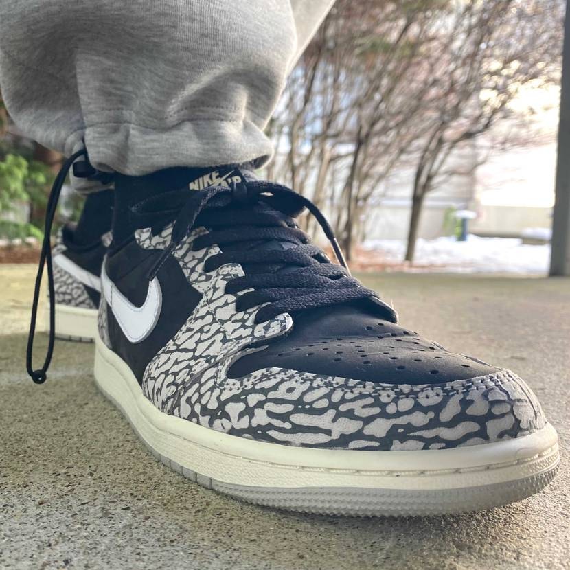 本日はAirJordan 1 Low/Black Cemen