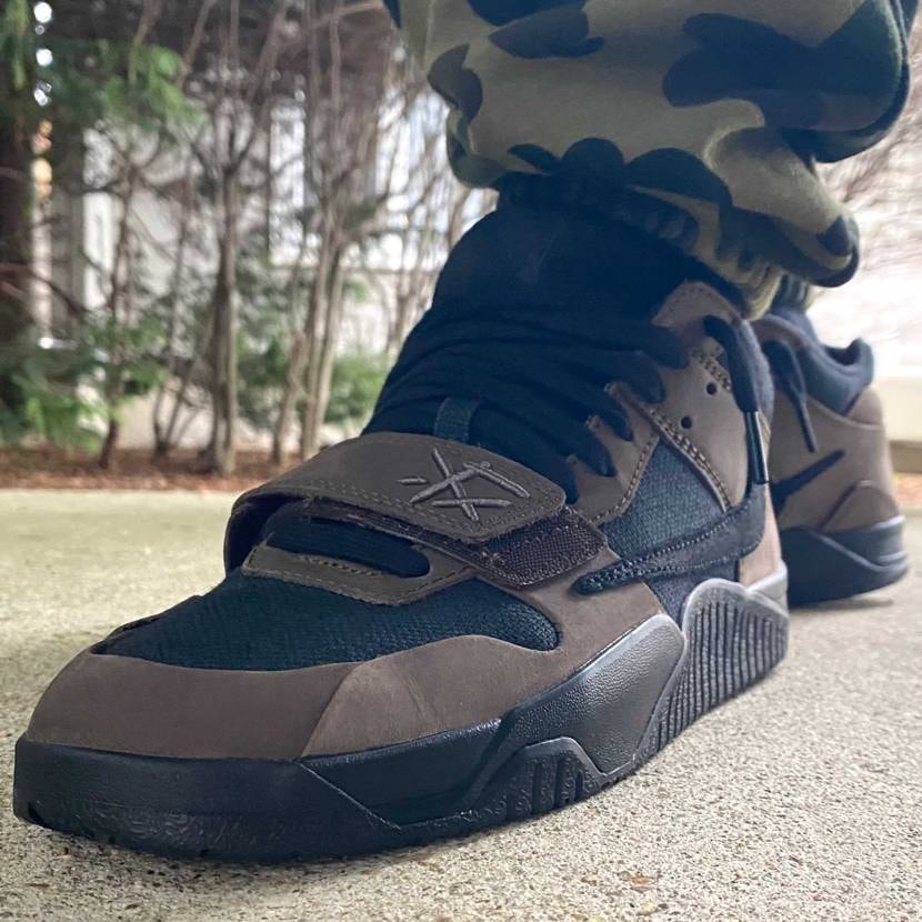 本日はTravis Scott Jumpman Jack/Black&DarkM