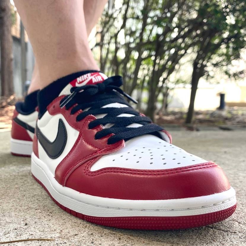 本日はAirJordan 1 Low/Chicago(202