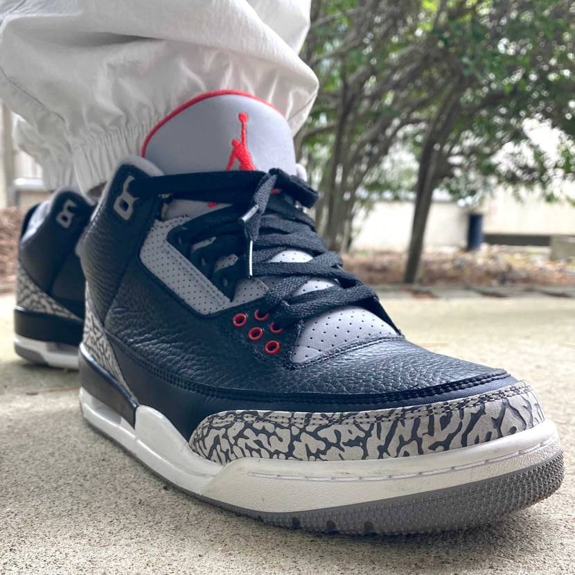 本日はAirJordan 3/Black Cement(20