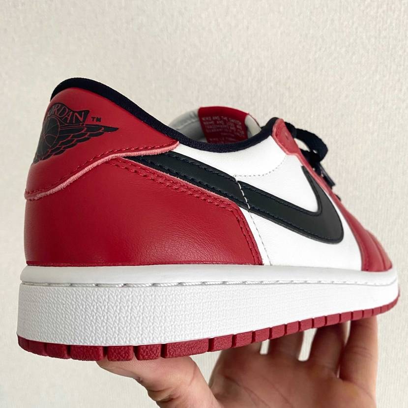 本日はAirJordan 1 Low/Chicago(202