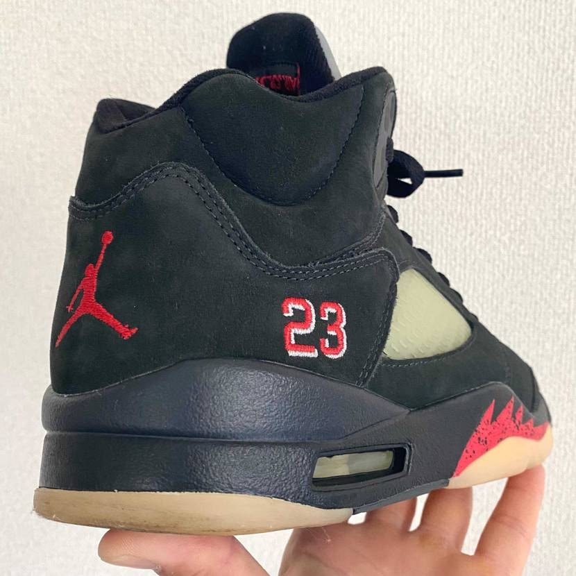本日はWomen's AirJordan 5/GORE-TE