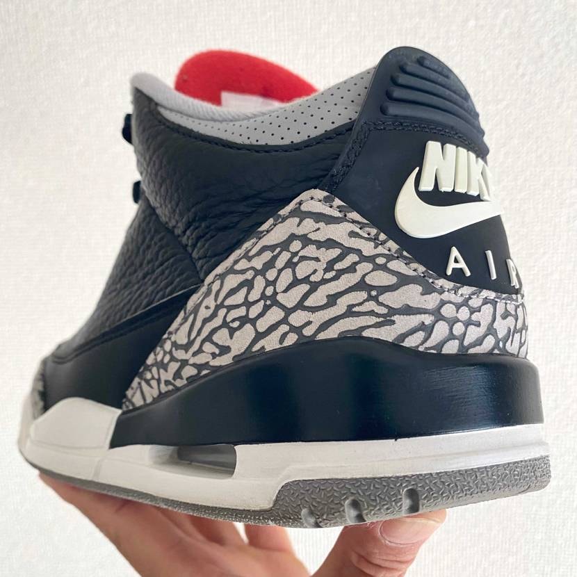 本日はAirJordan 3/Black Cement(20