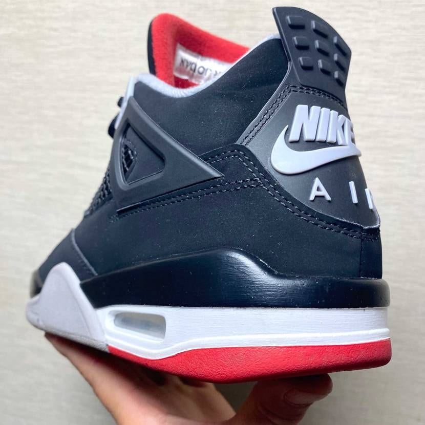 本日はAirJordan 4/Bred(2019)でお出かけ
