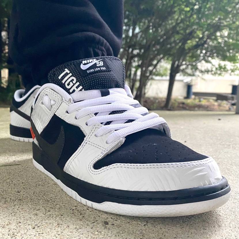 本日はTIGHTBOOTH × Nike SB Dunk L