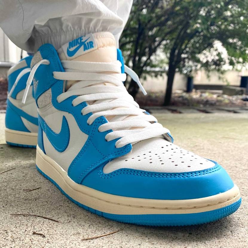 本日はAirJordan 1/UNC Reimaginedで