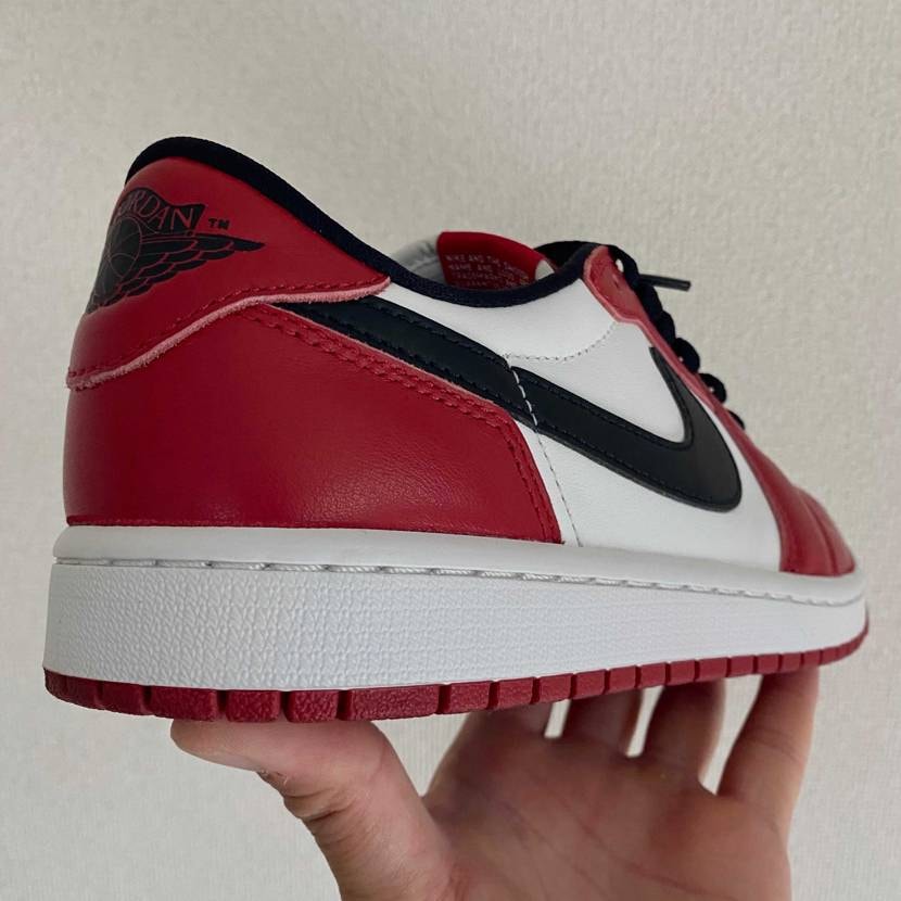 本日はAirJordan 1 Low/Chicago(202