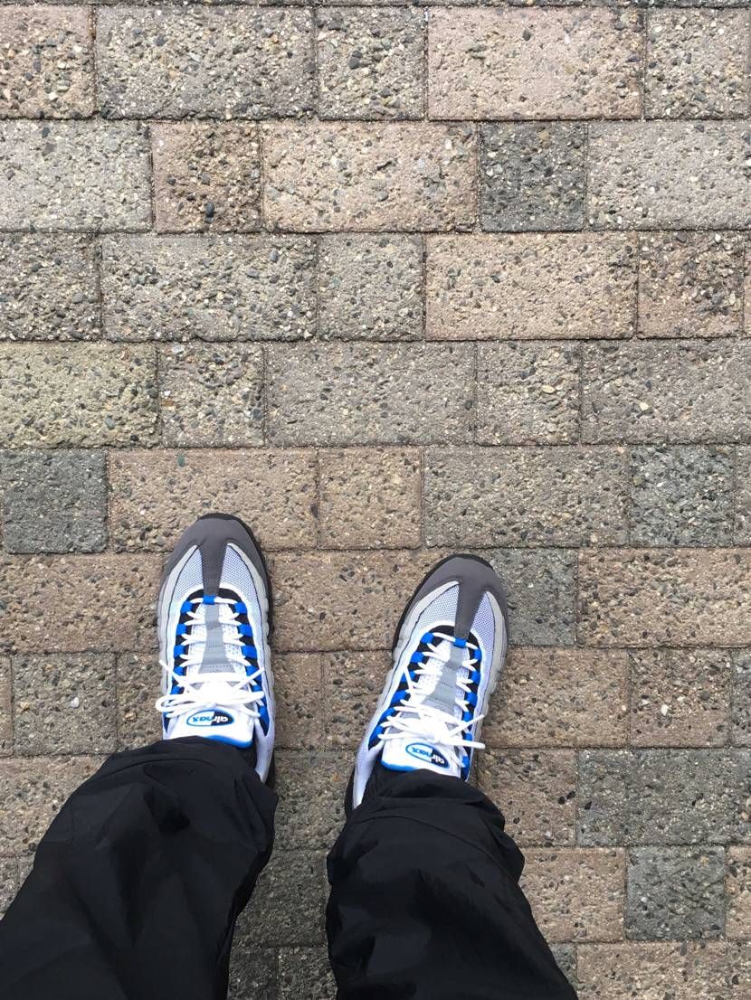 サイズ間違えてワンサイズ大きめ買ってしもて1年くらい放置してたジョーダンダイヤモ