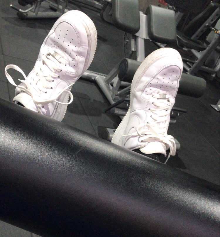 レッグカールから…
こんにちはAF1🌞
やっぱりインラインで
こいつが1番