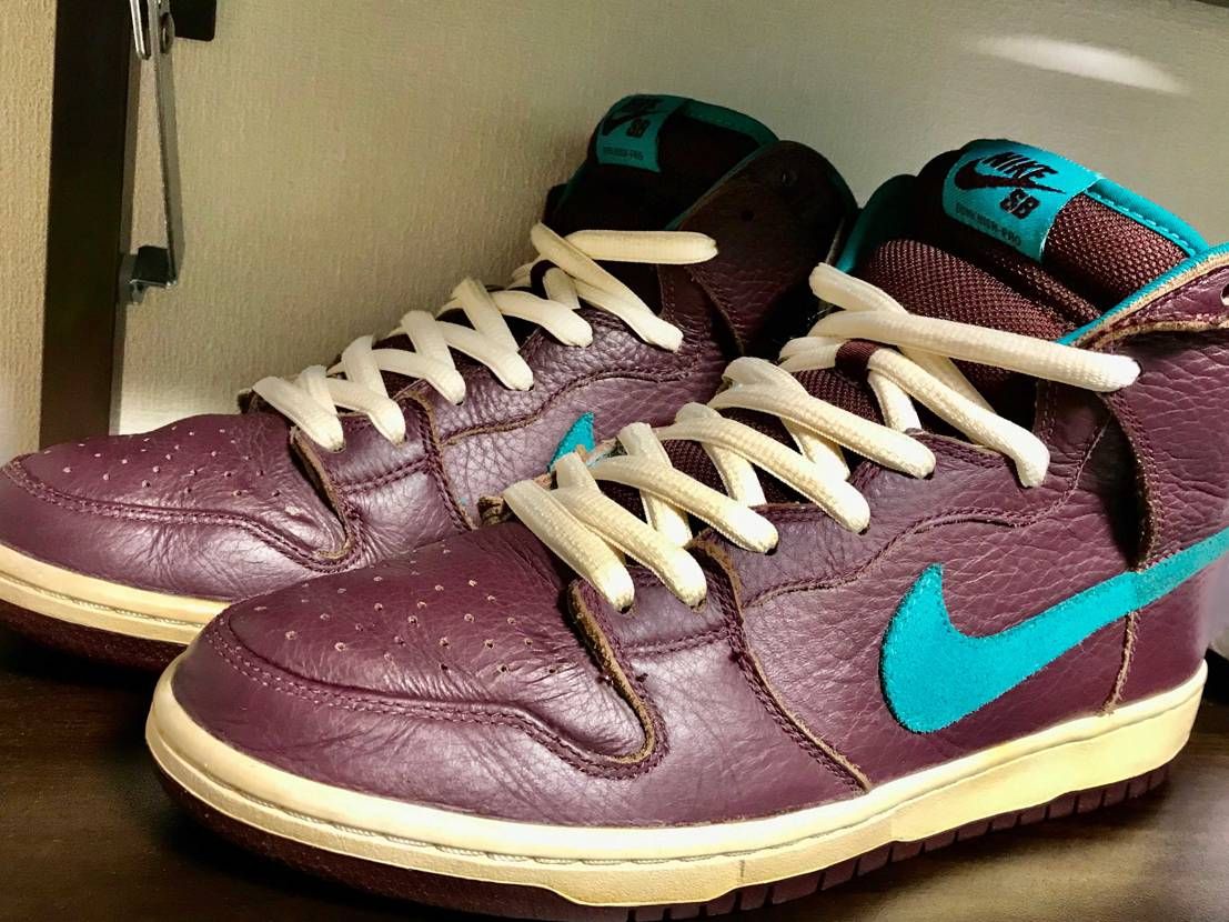 古着屋にて2000円位で購入。秋っぽいな。シューレース紫からイースターで余ってい