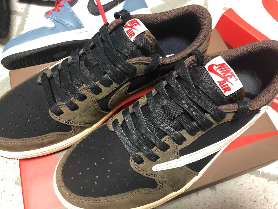 プレ値で買ったまで良かったけど、履こうと思いつつ履けずに10ヶ月ぐらいたってしま