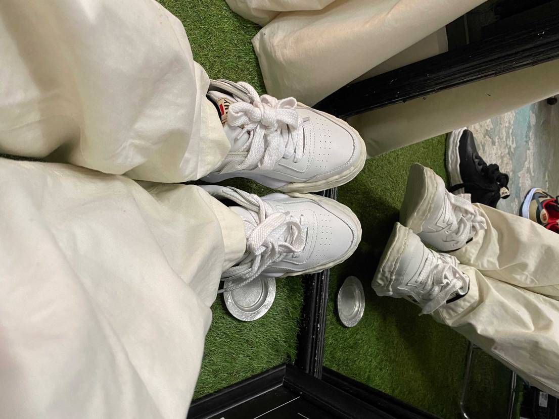 今までスニーカーはほぼNIKEだったけど一目惚れして購入☺️
これはビビビッ！