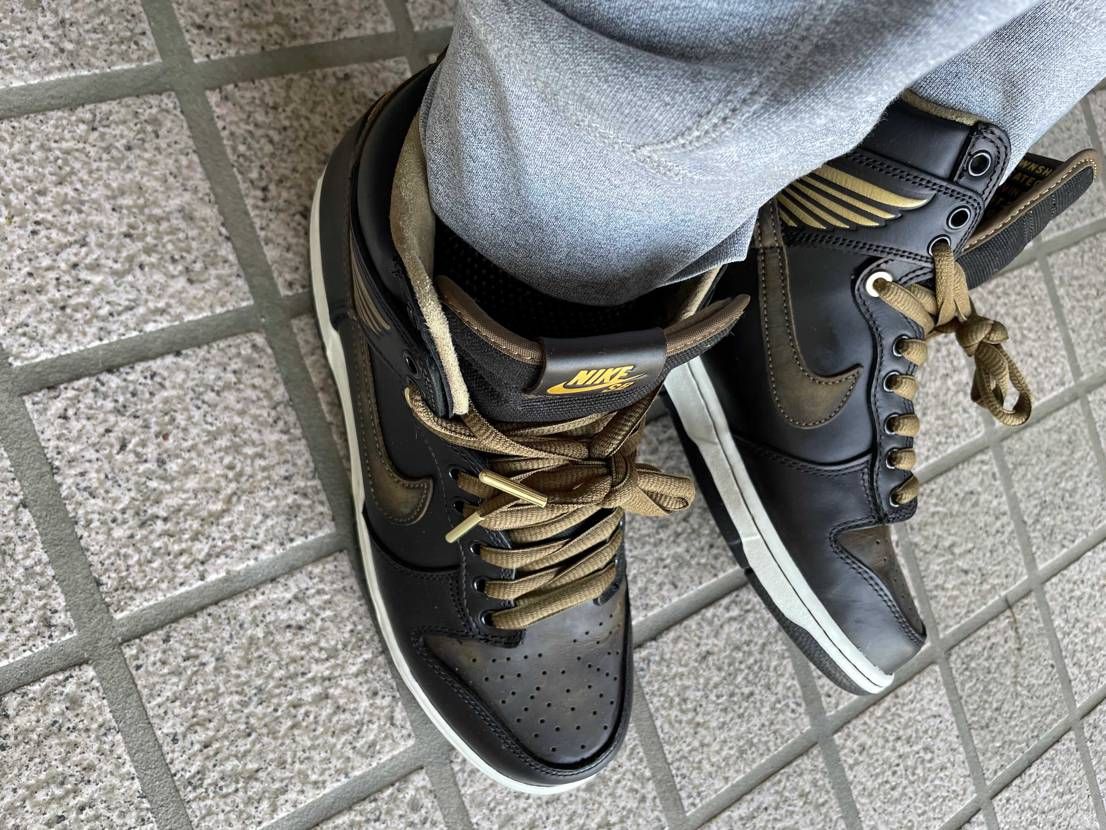 今日はNIKEのワークブーツ履いて愛車のタイヤ交換😎👍(手締め)
腰痛い……💦