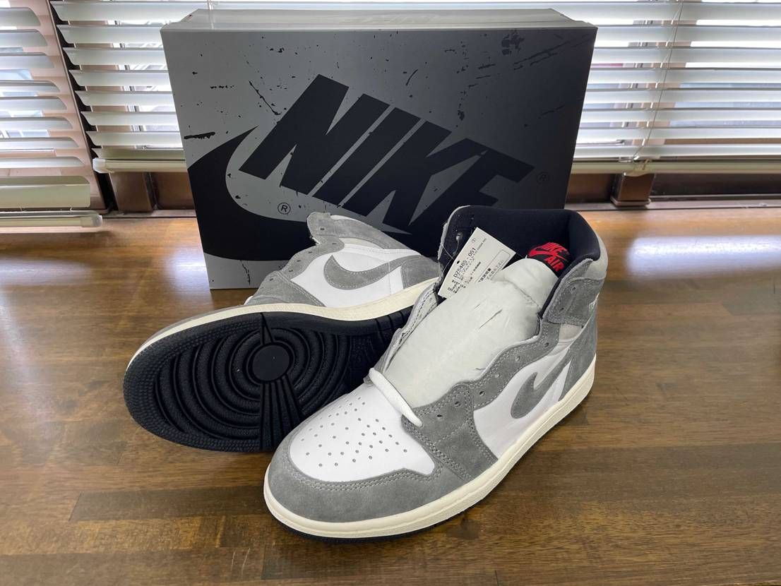 コレは確かにオーラある側のAJ1🤔
ボックスも良い✨️✨️
atmosさん良