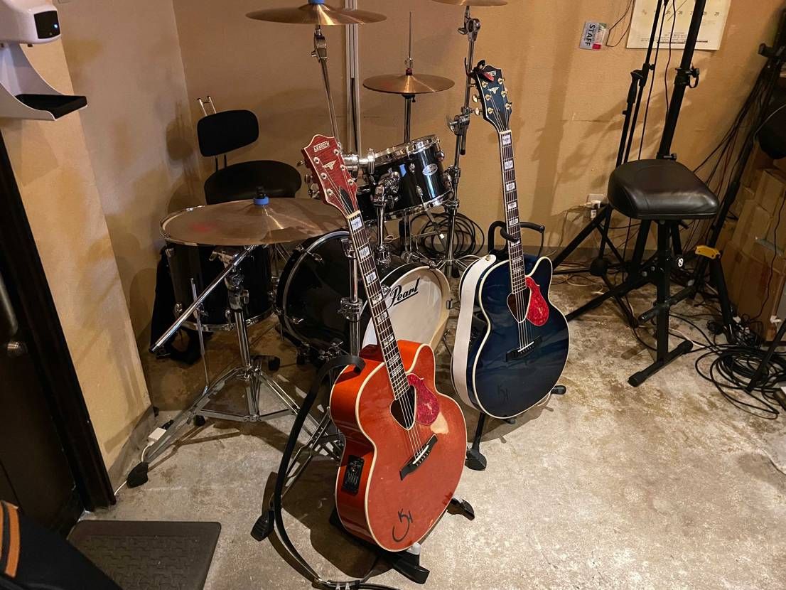 セット完了😎🥂
そんで履いてきたのはグラフティ間に合わなか