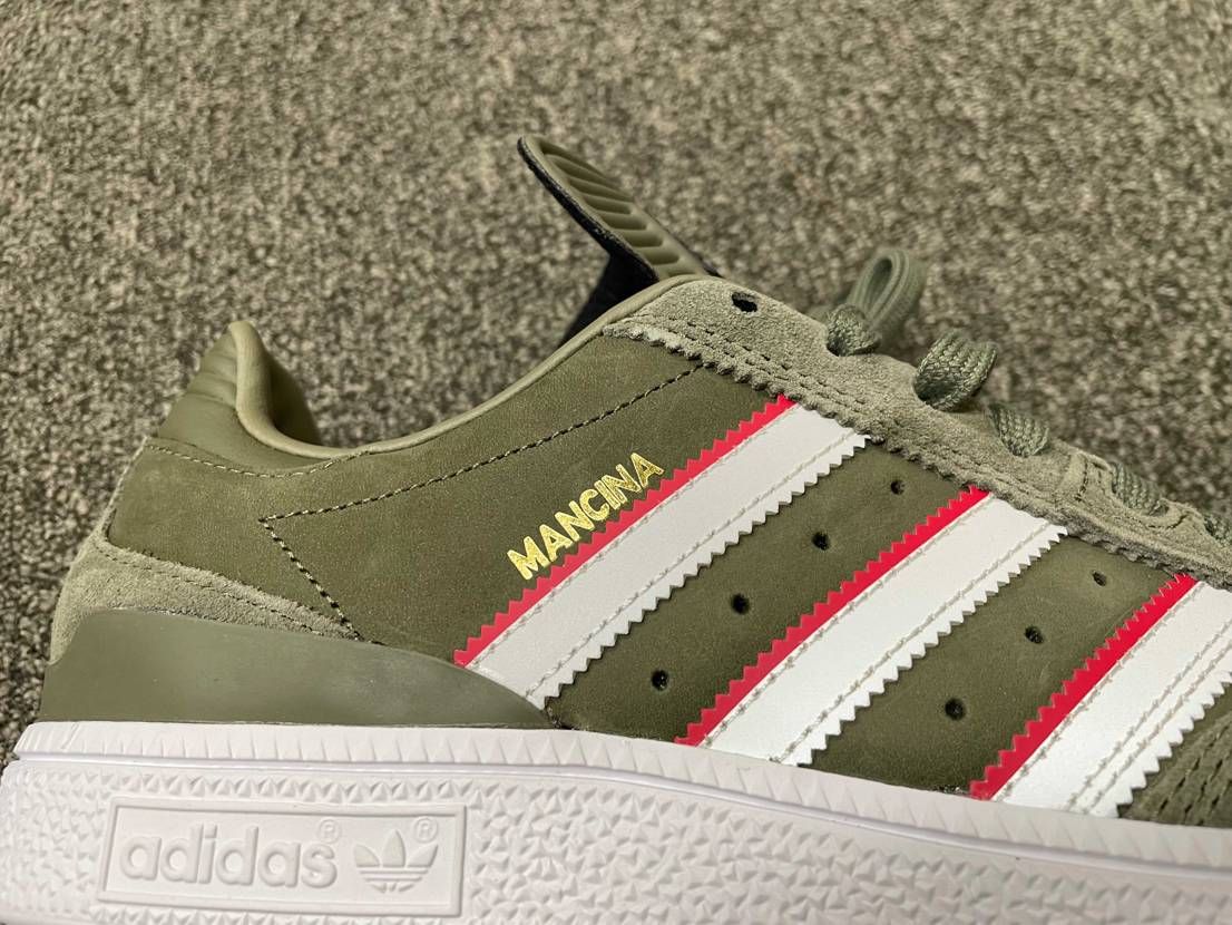 adidas BUSENITZxDAN MANCINA
ひ
