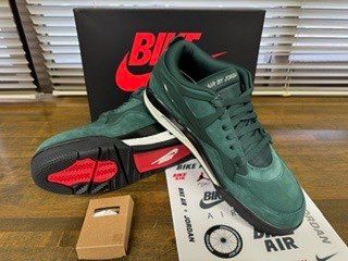 履いた感じは確かに4😎
タイト感はインソールから来てる感じ🤔
ハーフ上げでも