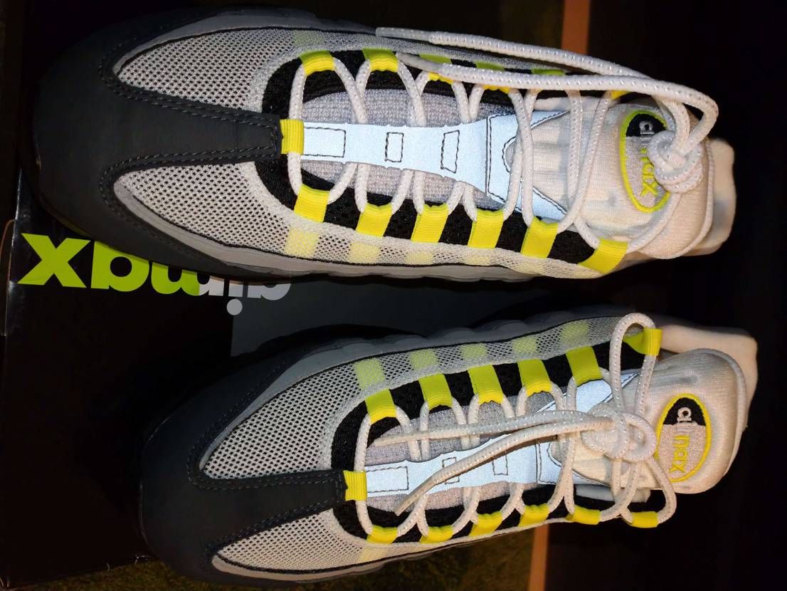 エアマックス95 ネオンイエロー 2020
買ってしまった‥