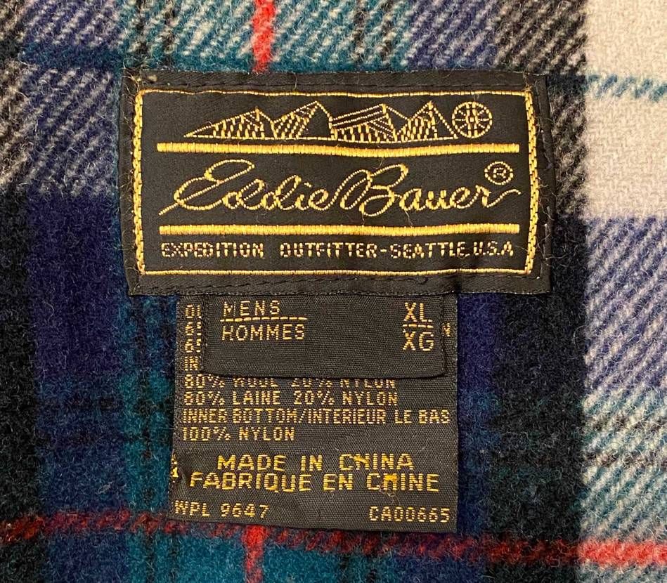 80sのマウンテンパーカー買った。
復刻じゃないよね？
有識者求む🙇