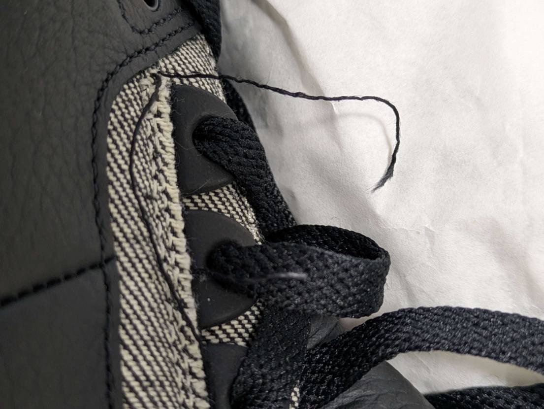 カビは無かったけど右足内側に驚異的なほつれがあったので返品し