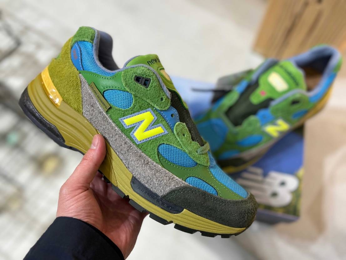 サレヘンバリーらしいアウトドアなカラーウェイ👺
苔のようなグリーンのスエード⛰