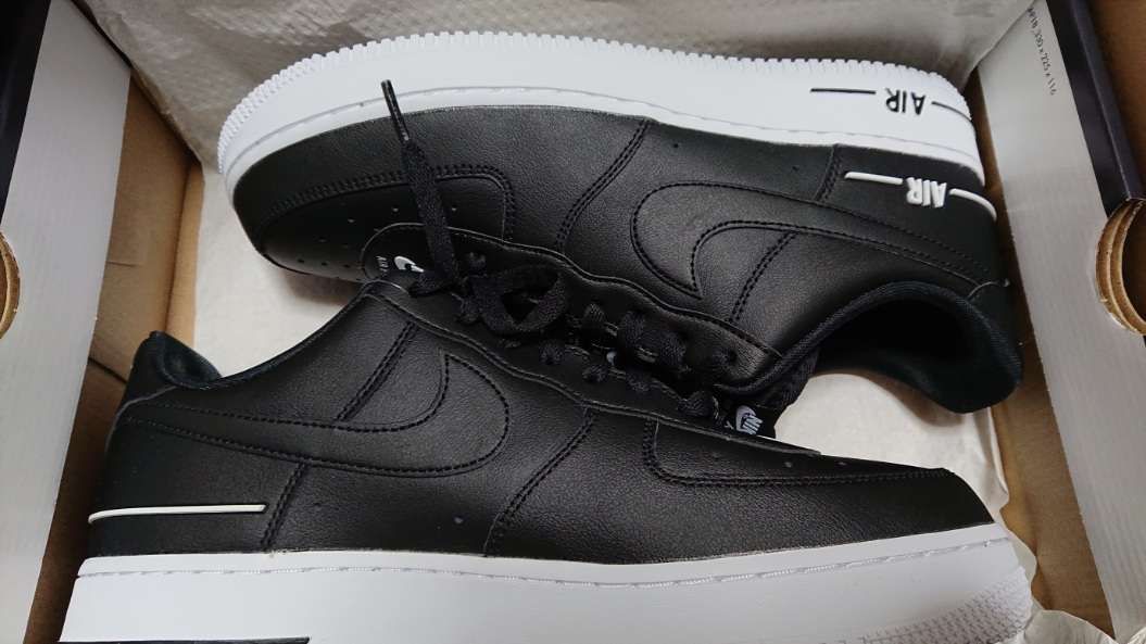 NIKE AIR FORCE 1 LOW '07 LV8 3 BLACK/WHI