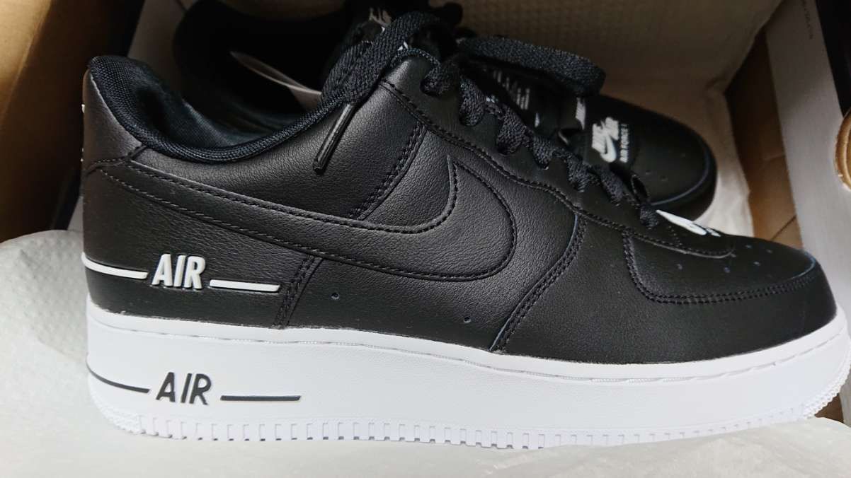NIKE AIR FORCE 1 LOW '07 LV8 3