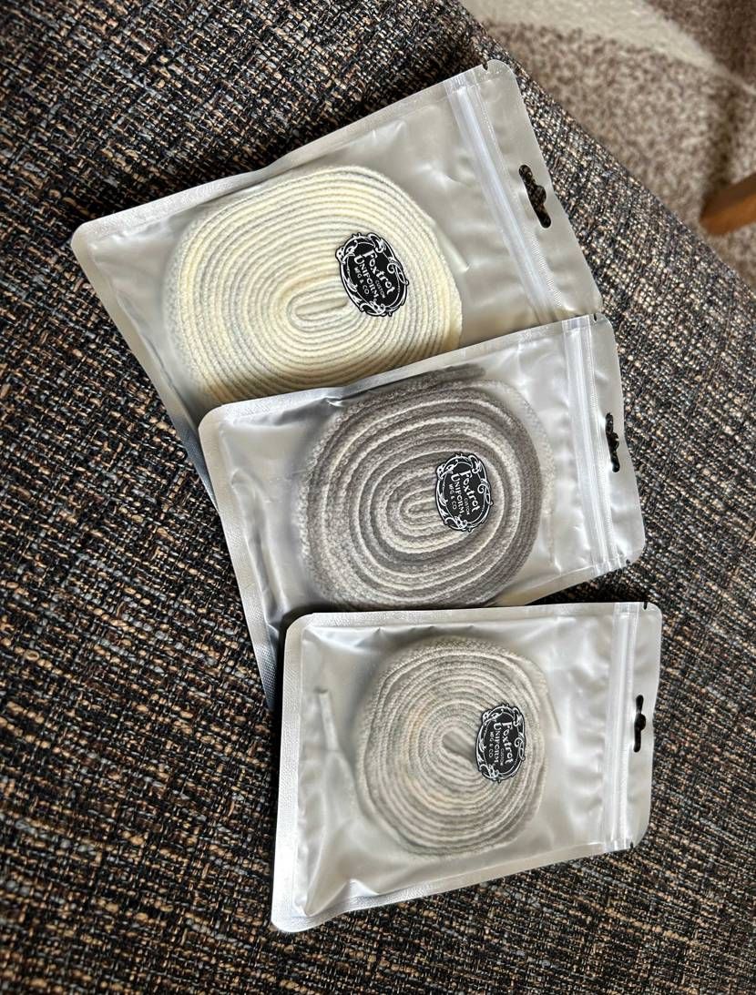 気になってたシューレースが安くなってたので
質感良かったです。