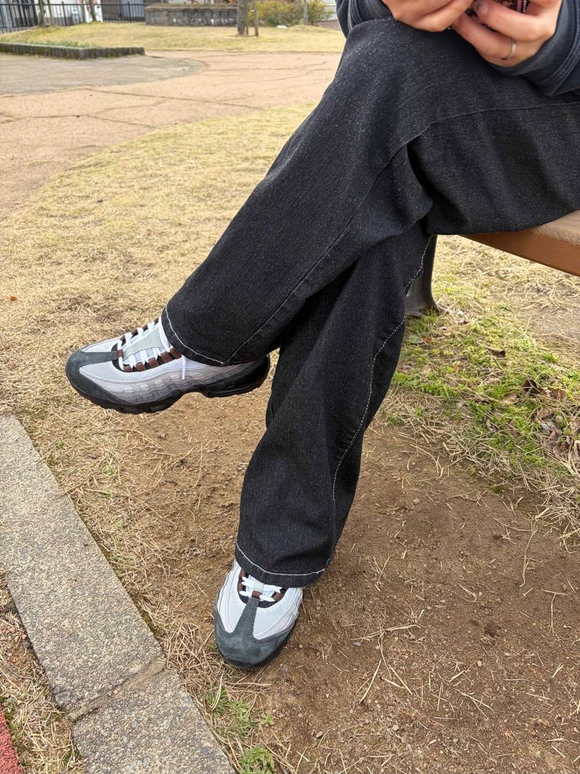 嫁コーデ👟
いつも僕の趣味で勝手にスニーカーを買っていますが、これが欲しい！っ