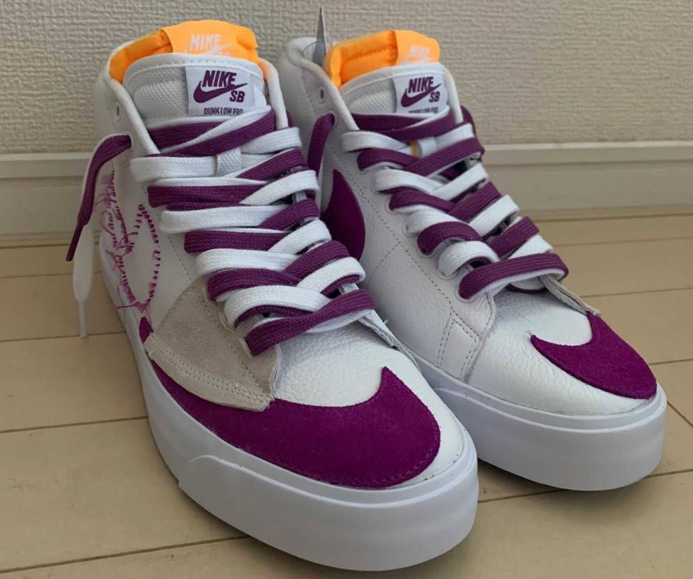 NIKE.COMのセールで5,599円。
これで二本差ししてみたかったんだよね