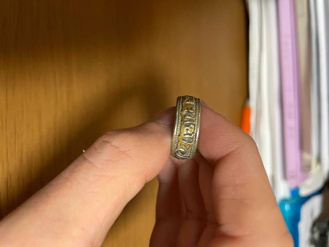 この指輪のブランドわかる方いますか？