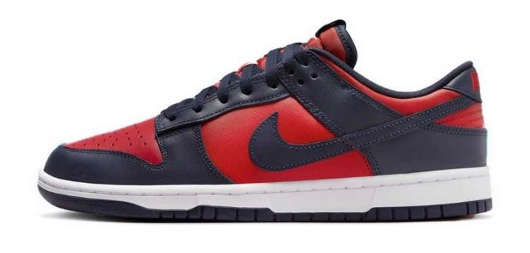 この辺履いてみたい
早くセールなんないかな
左と下はシュ