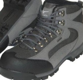 ミズノのトレッキングシューズ