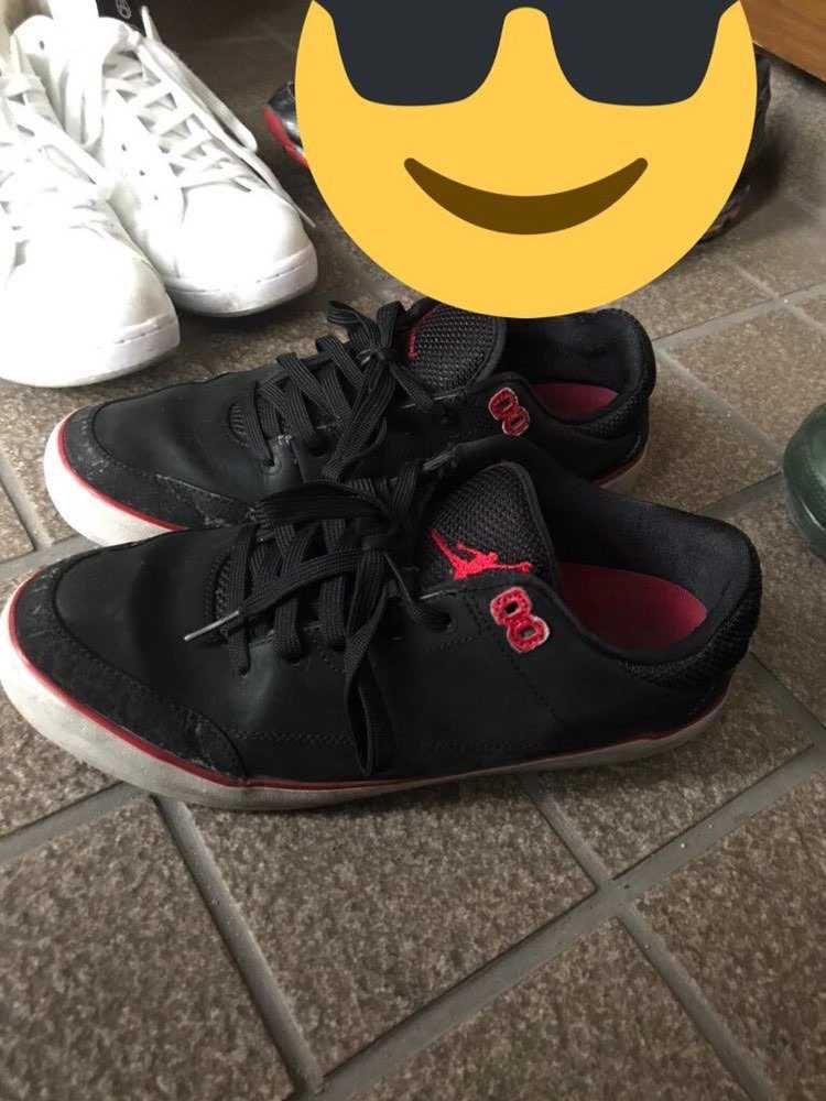 この靴教えてください