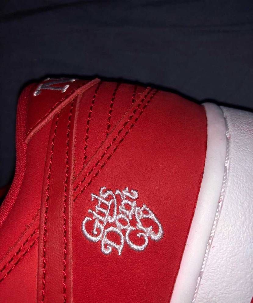 Nike dunk 老妹儿别哭～目前来说，是我比较喜欢的du