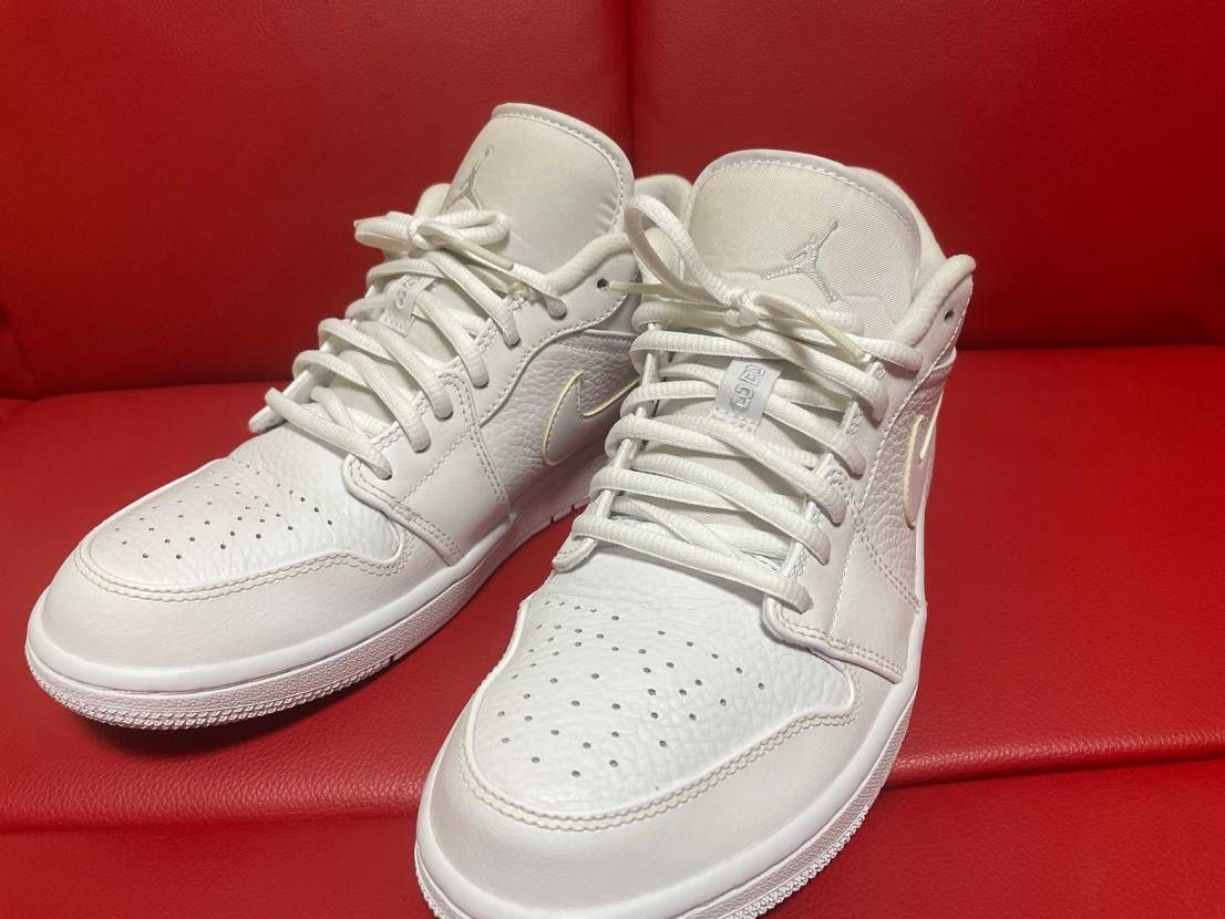AF1 low ALL W は他人とかぶり易い感があるので