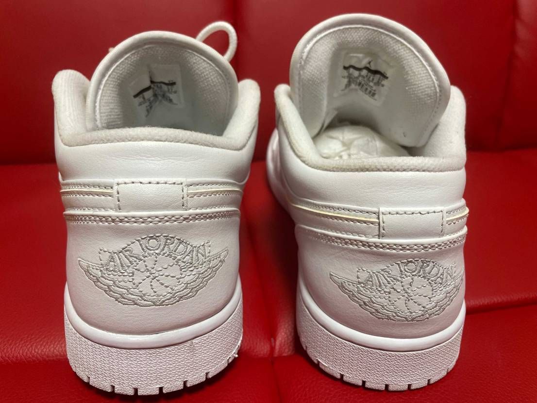 AF1 low ALL W は他人とかぶり易い感があるので