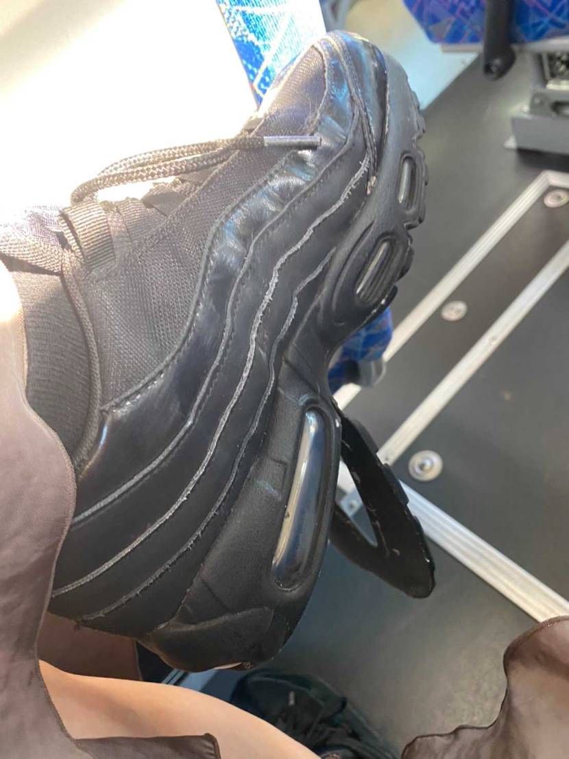 嫁さんにプレゼントしたエアマックス95
よう、がんばった。